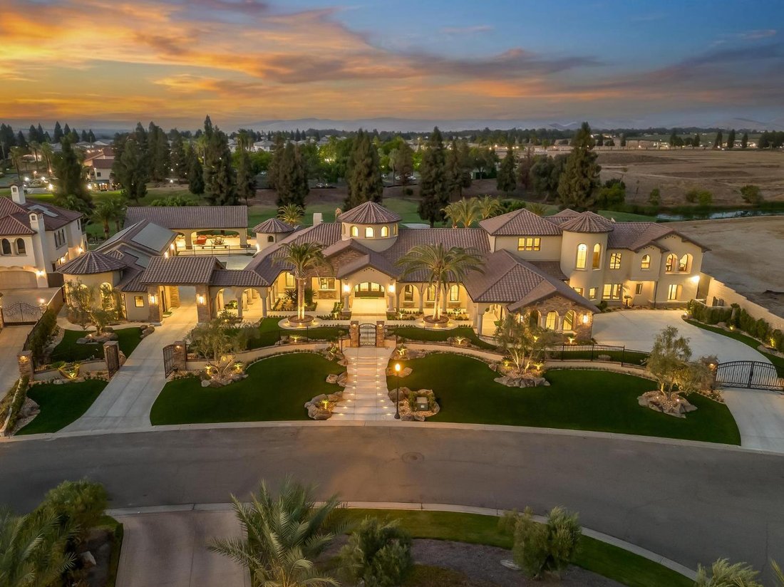 House in Fresno, California, United States 1 - 18952528