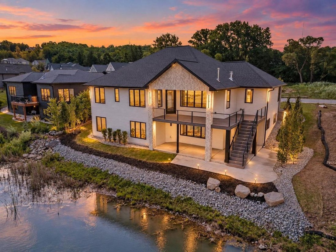 Condominio en De Pere, Wisconsin, Estados Unidos 2 - 18561437