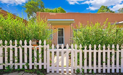 Townhouse in Santa Fe, New Mexico, United States 1
