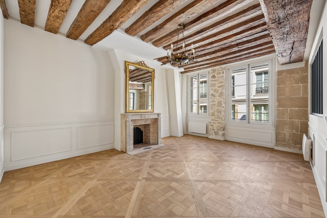 Apartment in Île Saint Louis, Paris 4e Arrondissement, Paris 1 - 18950202