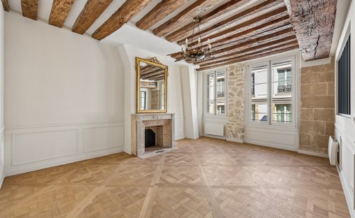 Apartment in Île Saint Louis, Paris 4e Arrondissement, Paris 1