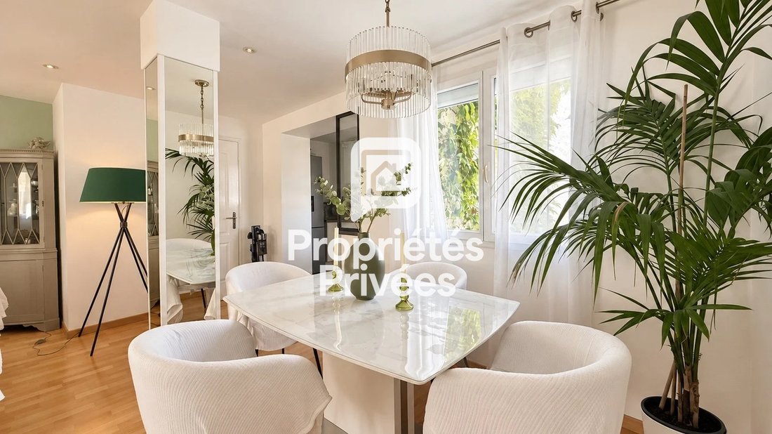 Villa in Mazargues, Marseille, Provence-Alpes-Côte d'Azur 5 - 18337658