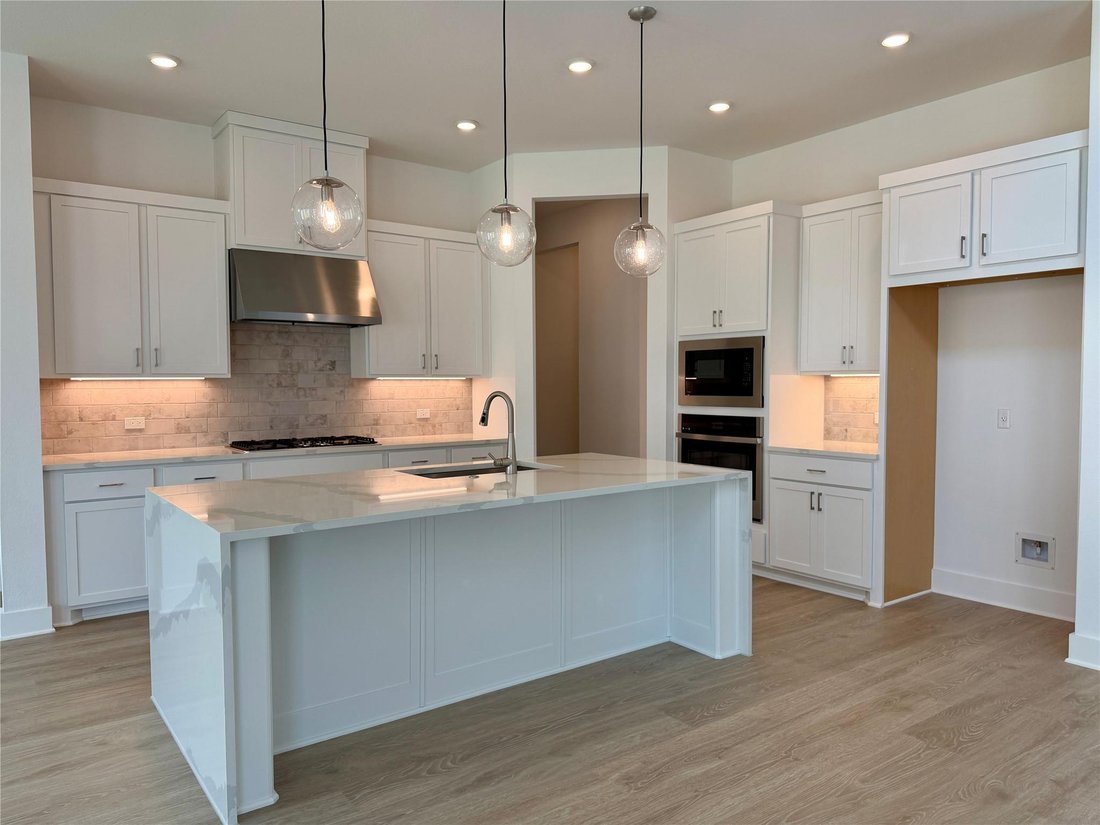House in Leander, Texas, United States 2 - 17375581