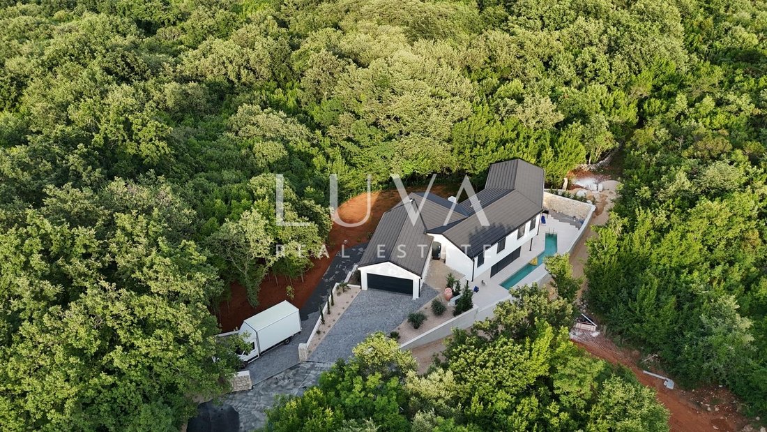 Villa in Risika, Primorje-Gorski Kotar County, Croatia 2 - 17279919