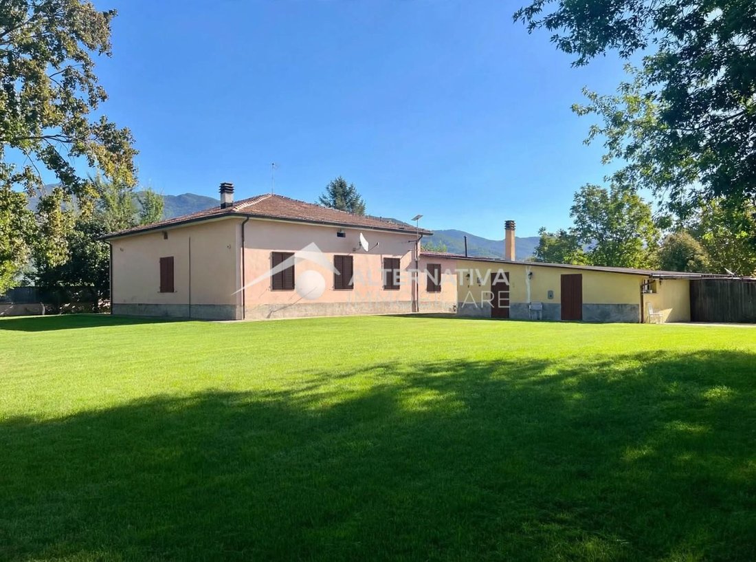 Villa in Ghezzano-Colignola Mezzana-Campo, Cascina, Tuscany 2 - 18942669