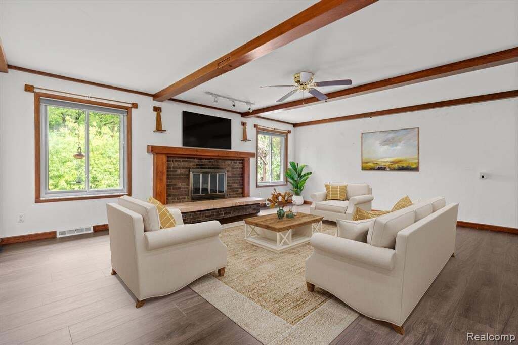 Maison à Dexter, Michigan, États-Unis 4 - 18307652