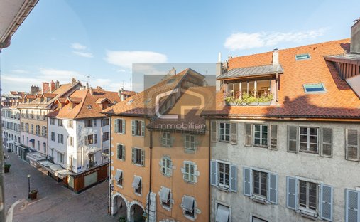 Penthouse in Galbert, Annecy, France 1