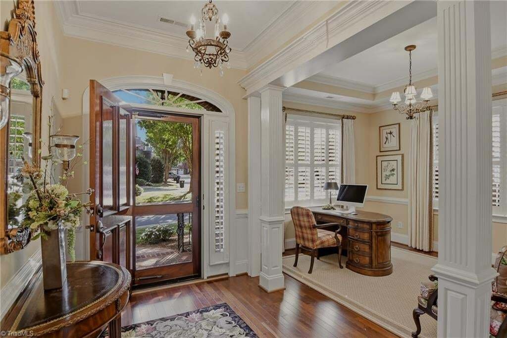 Townhouse in Winston-Salem, North Carolina, United States 2 - 18952477