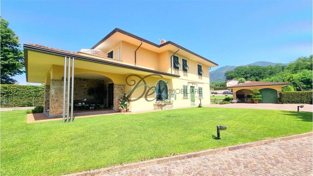 Villa in Camigliano, Capannori, Tuscany 4 - 18952755