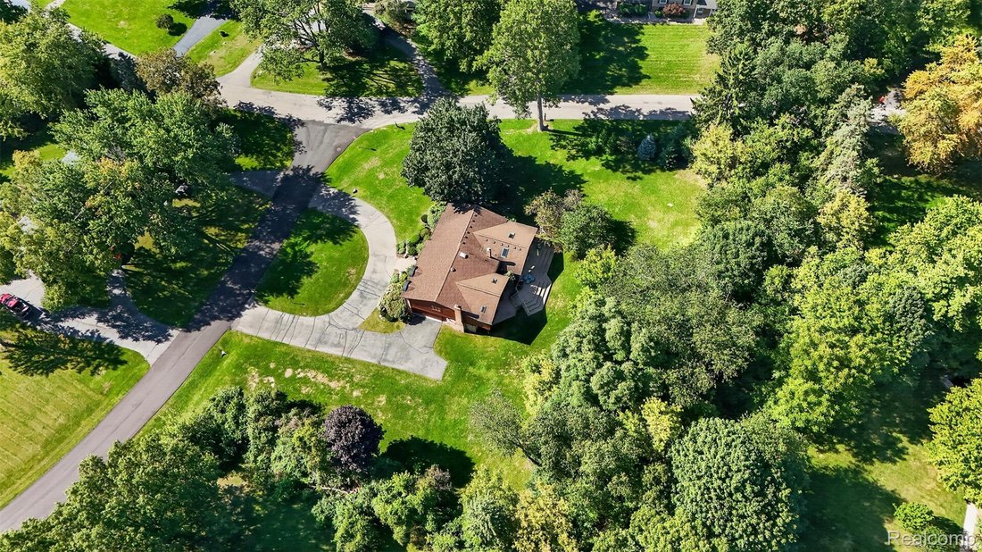 House in Bloomfield Hills, Michigan, United States 3 - 18948886