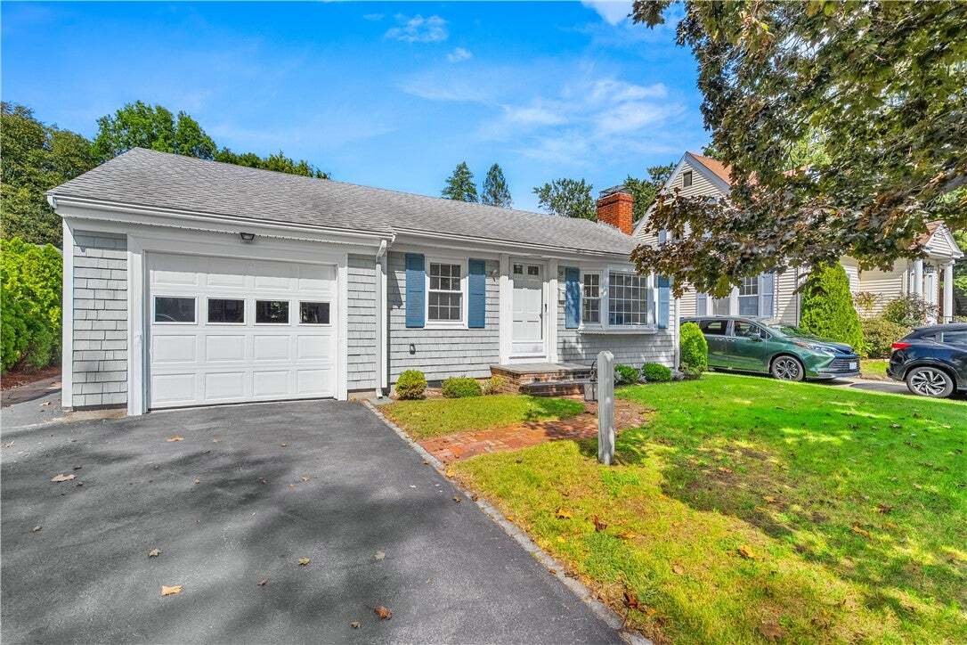 House in East Providence, Rhode Island, United States 1 - 18952133