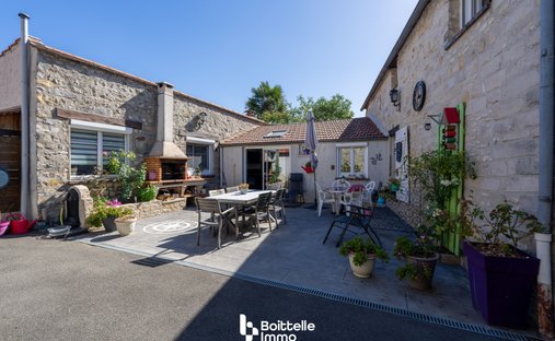 House in Acheres-la-Foret, Ile-de-France, France 1