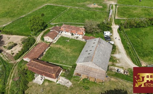 House in Mouterre-sur-Blourde, Nouvelle-Aquitaine, France 1