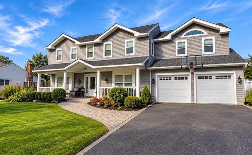 House in West Islip, New York, United States 1