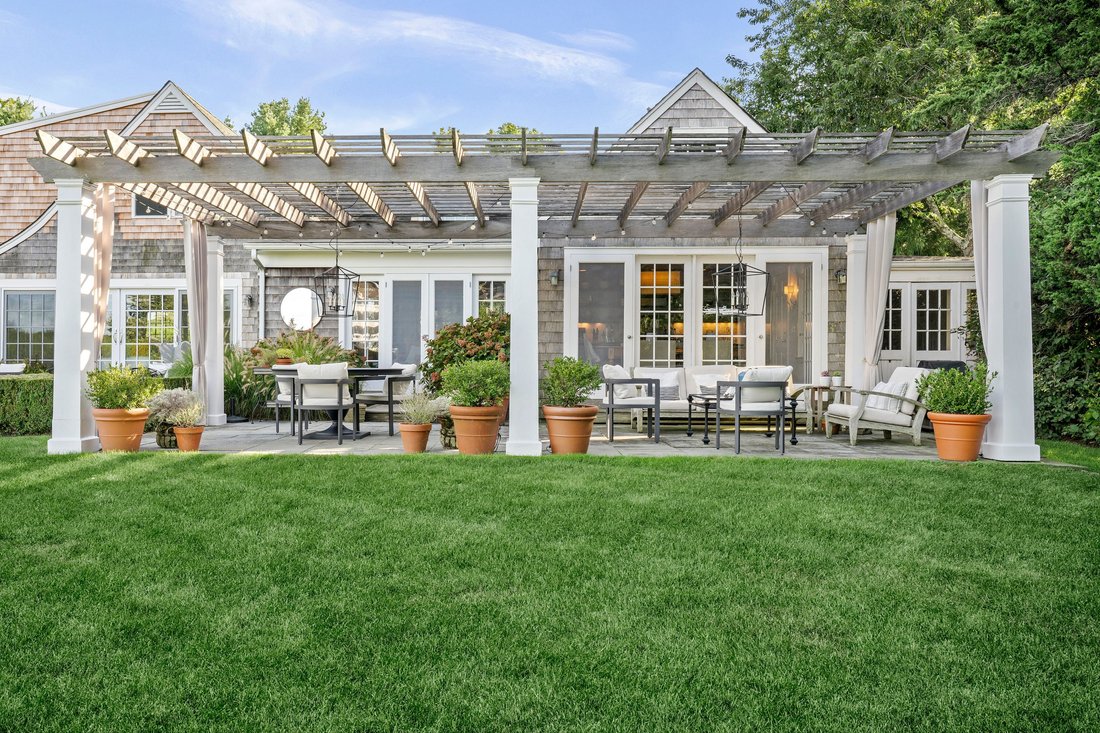 Sag Harbor, New York, United States 4 - 18900897