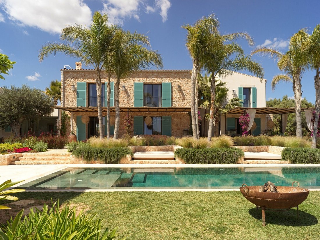 Finca in Llucmajor, Balearic Islands, Spain 1 - 18954392