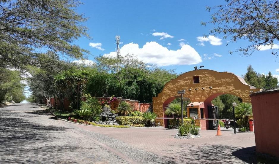 Land in Quito, Pichincha, Ecuador 1 - 18949430