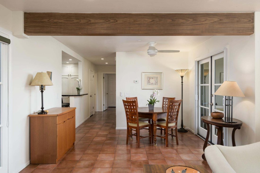 Condo in Santa Barbara, California, United States 5 - 18939304