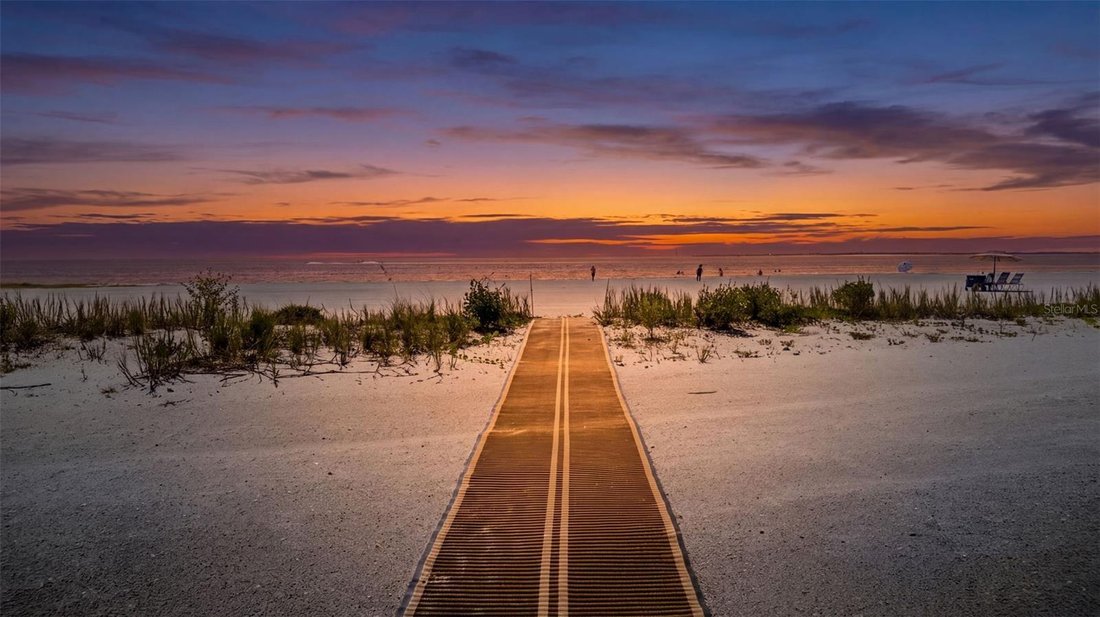 Condo in Fort Myers Beach, Florida, United States 2 - 18952310