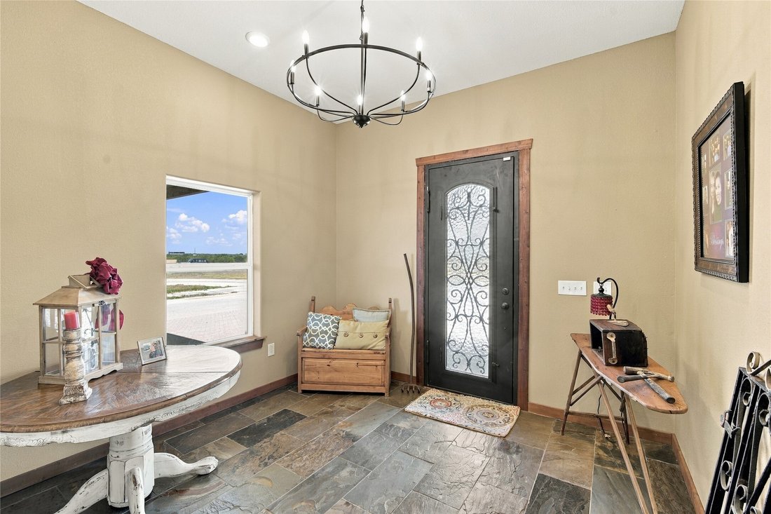 House in Maypearl, Texas, United States 4 - 18948914