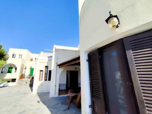 Estate in Thira, Aegean, Greece 4 - 18952409