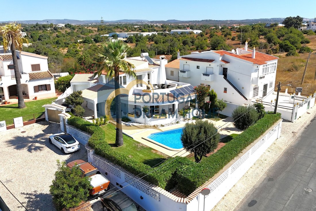 Villa in Praia dos Pescadores, Olhos de Agua, Portugal 1 - 18954745