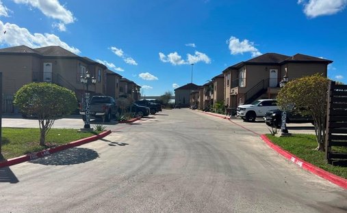 Apartment in Los Fresnos, Texas, United States 1
