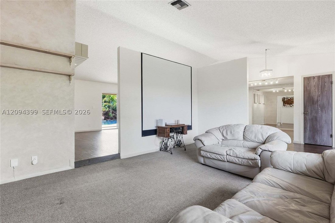 House in Coral Springs, Florida, United States 5 - 18948580