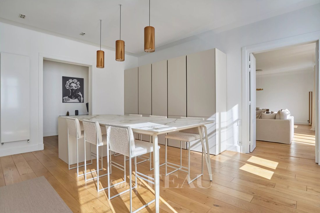 Apartment in Porte Dauphine, Paris 16e Arrondissement, Paris 2 - 18949866