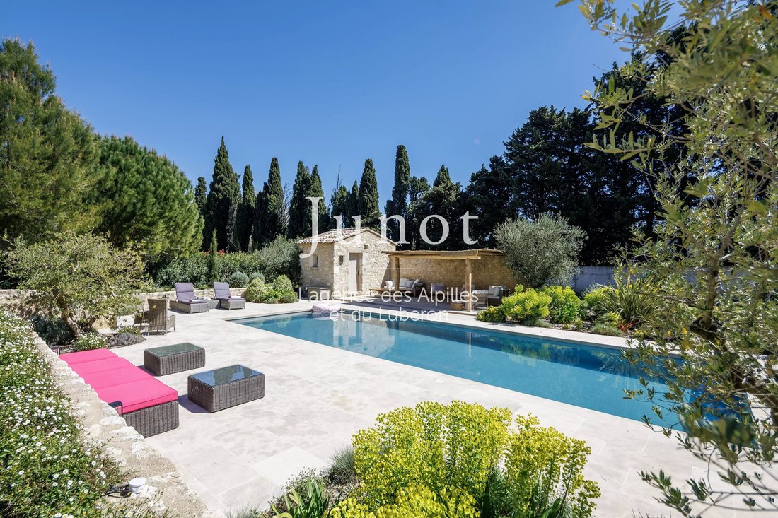 House in Saint-Rémy-de-Provence, Provence-Alpes-Côte d'Azur, France 2 - 18949278