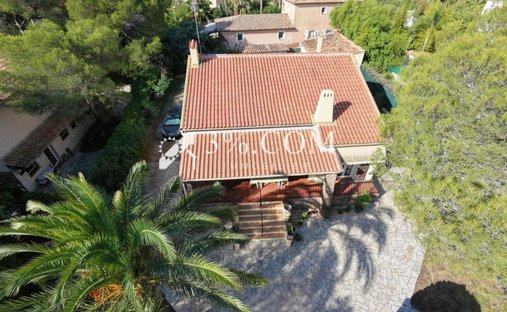 Villa a Les Plaines-Les Tasses, Saint-Raphaël, Francia 1