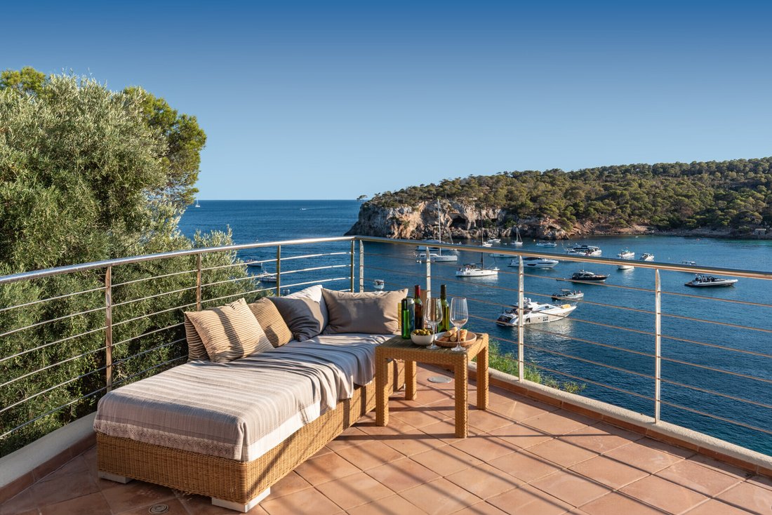 Villa in Sol de Mallorca, Calvia, Balearic Islands 2 - 18950007