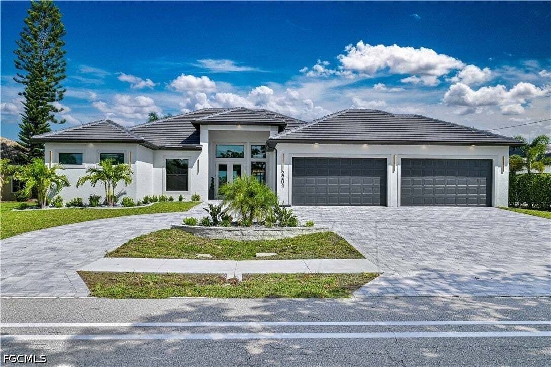 House in Cape Coral, Florida, United States 1 - 18948328
