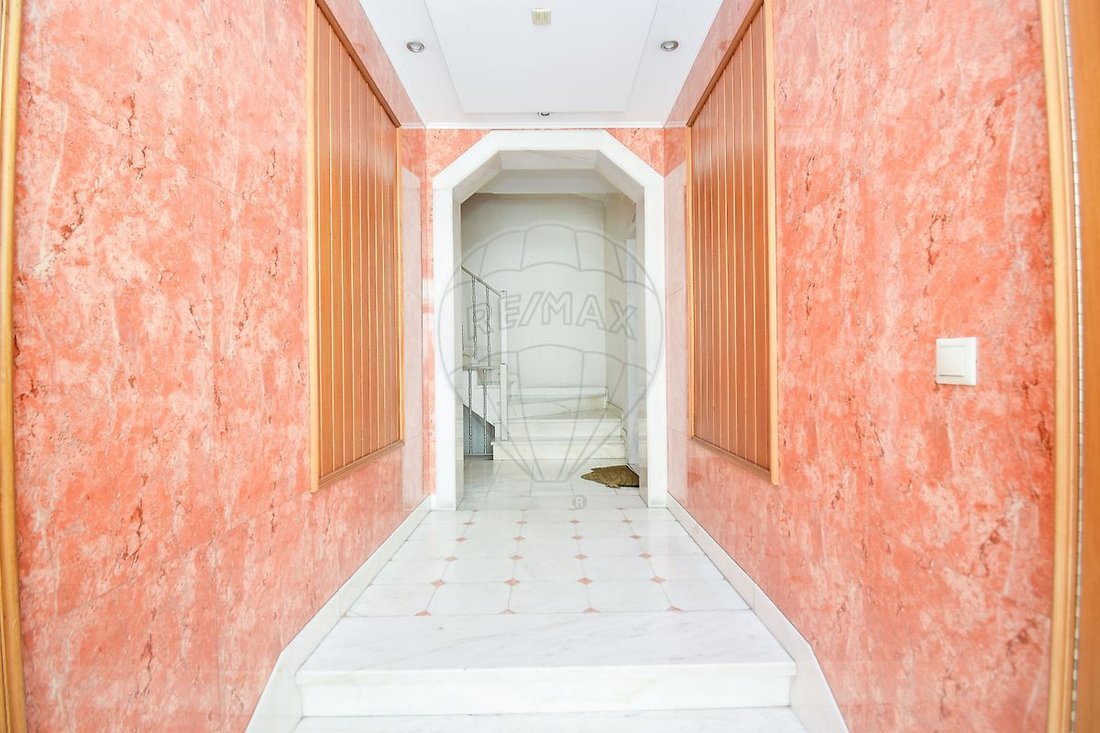 Apartment in Odivelas, Lisbon, Portugal 1 - 18948604