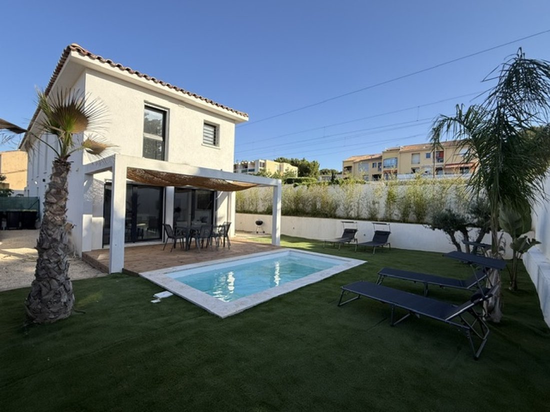 House in Bandol, Provence-Alpes-Côte d'Azur, France 2 - 18063898