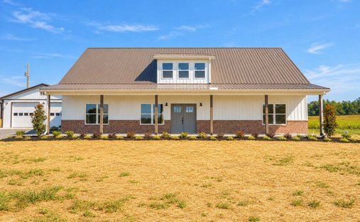 House in Springfield, Tennessee, United States 1