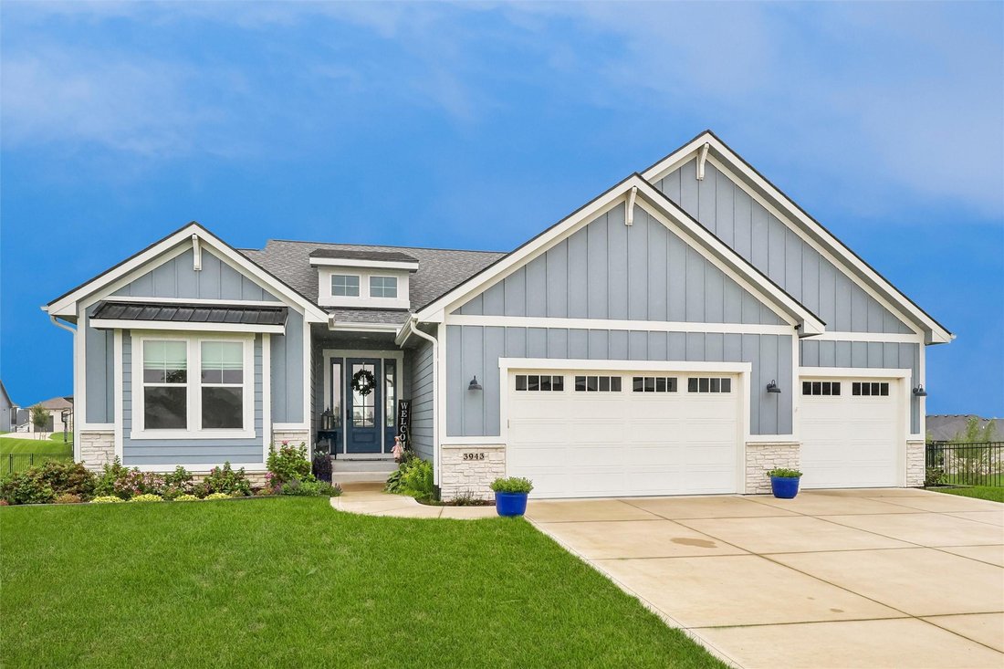 House in Urbandale, Iowa, United States 1 - 18951264