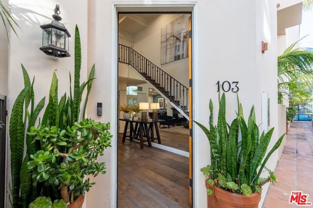 Condo in Santa Monica, California, United States 3 - 18952256