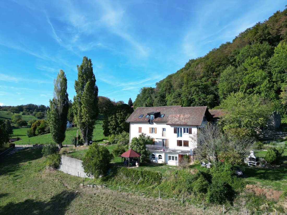 House in Saint-Saphorin, Vaud, Switzerland 2 - 18952004