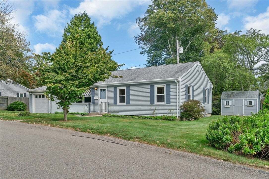 House in Middletown, Rhode Island, United States 4 - 18952119