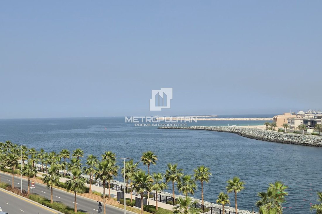 Apartment in Jumeirah, Dubai, United Arab Emirates 1 - 18950436