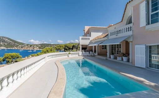 Villa in Camp de Mar, Andratx, Balearic Islands 1