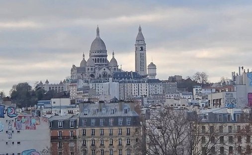 Apartment in Grange Aux Belles-Terrage, Paris 10e Arrondissement, Paris 1