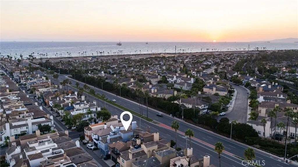 House in Huntington Beach, California, United States 5 - 18953460