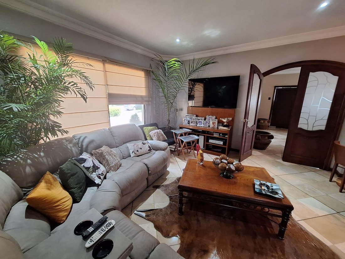 House in Samborondón, Guayas, Ecuador 2 - 18950819