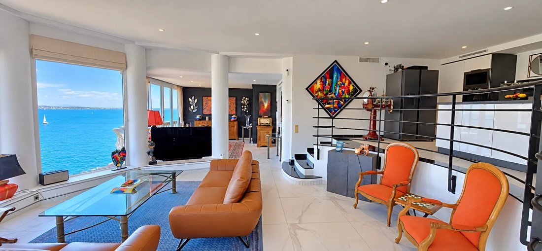 Apartment in Théoule-sur-Mer, Provence-Alpes-Côte d'Azur, France 2 - 18948258