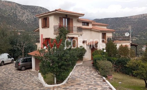 House in Antikyra, Thessaly and Central Greece, Greece 1