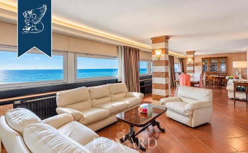 Apartment in Francavilla al Mare, Abruzzo, Italy 1