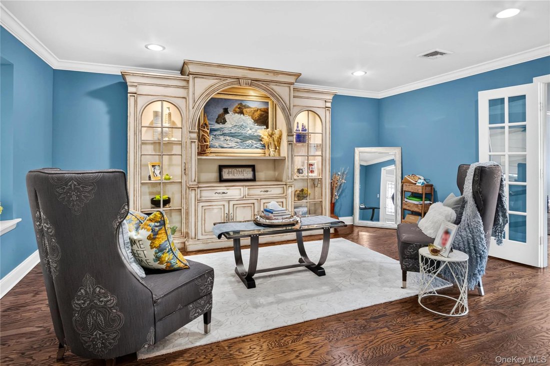 House in West Islip, New York, United States 3 - 18952338