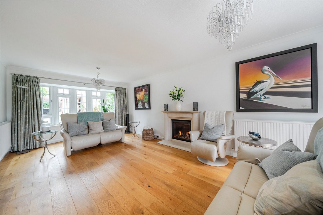 House in Horsell, Woking, England 4 - 18952278